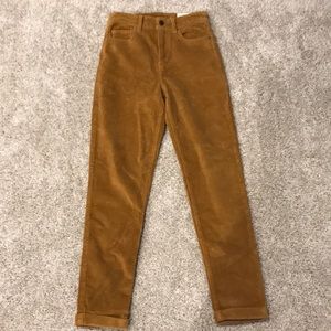 American eagle mom jeans